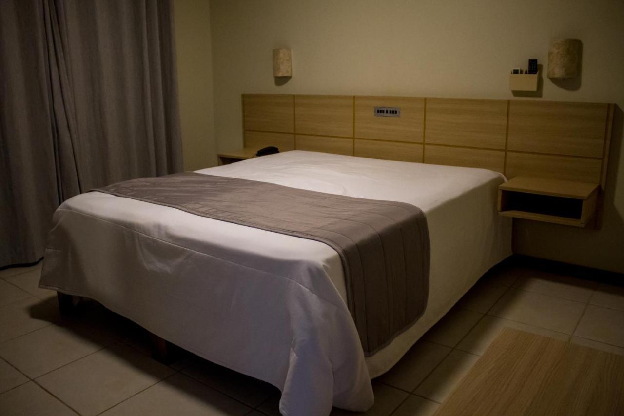 A Furninha Hotel Торрис Экстерьер фото